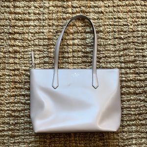 Kate Spade Cassy Tote in Muted Taupe